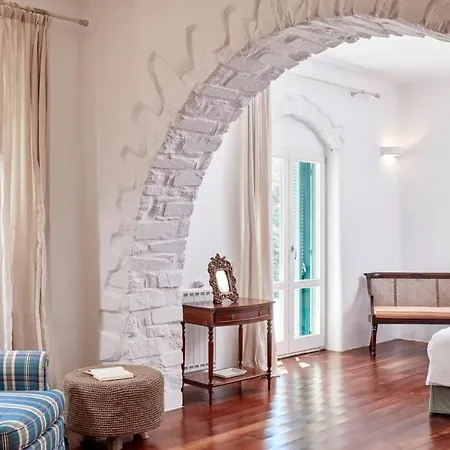 Paros Sleeps 10 Pool Air Con Wifi T478599 Villa *